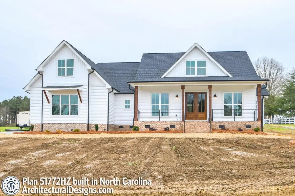 This is a different style of the modern farmhouse in which the vaulted room is on the other side.