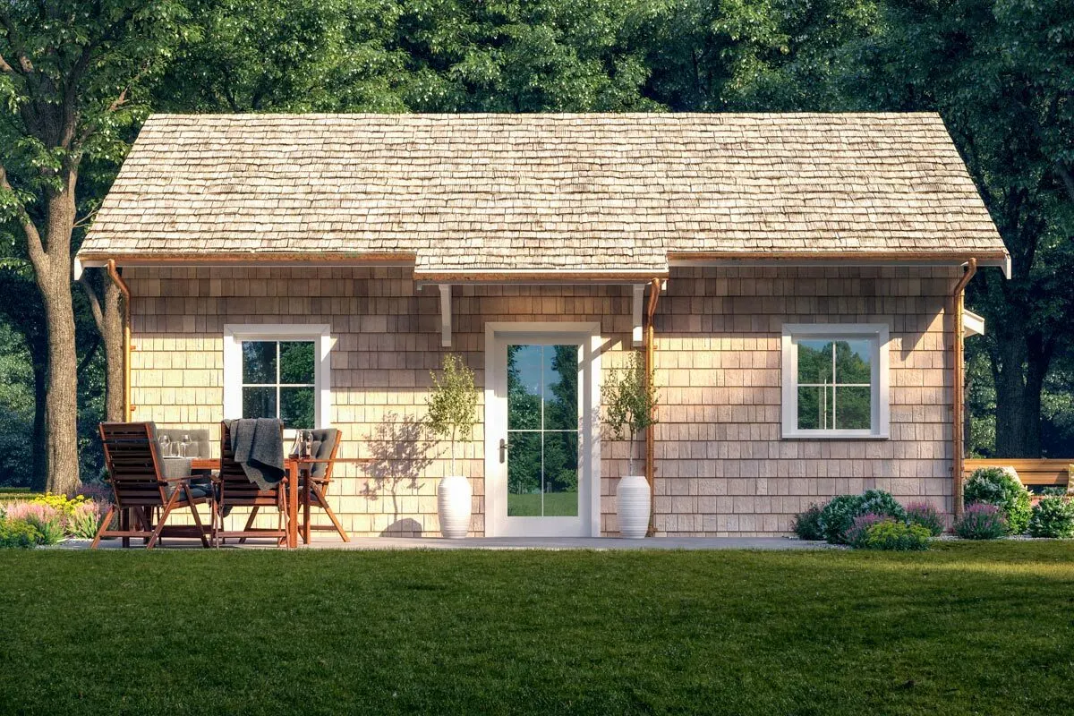 An attractive image of the farmhouse with a rustic wall and roof style.