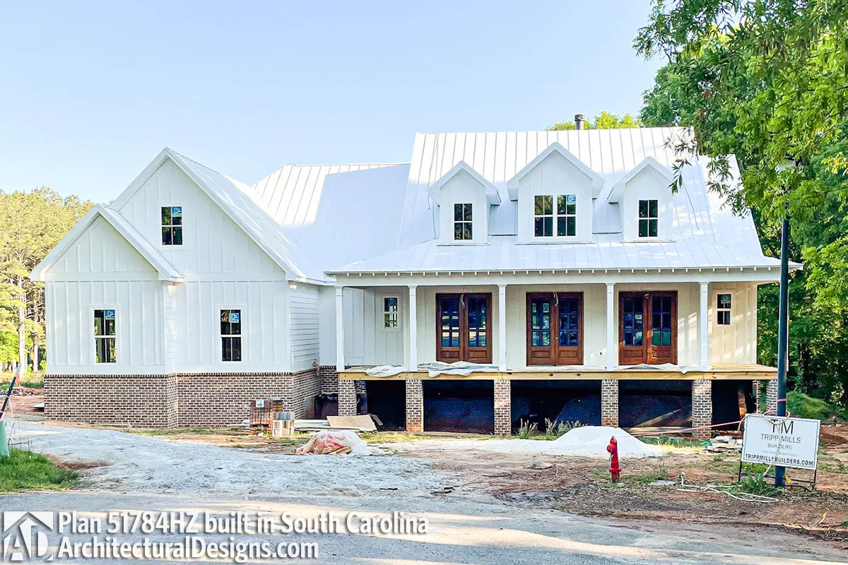 The farmhouse with three French doors and a basement room.