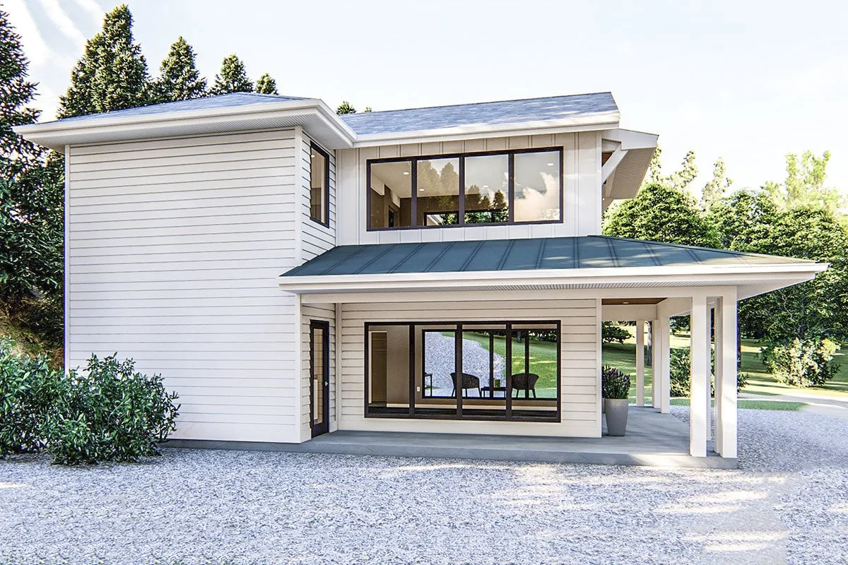 The see-through glass windows utilized in the vacation house look beautiful.