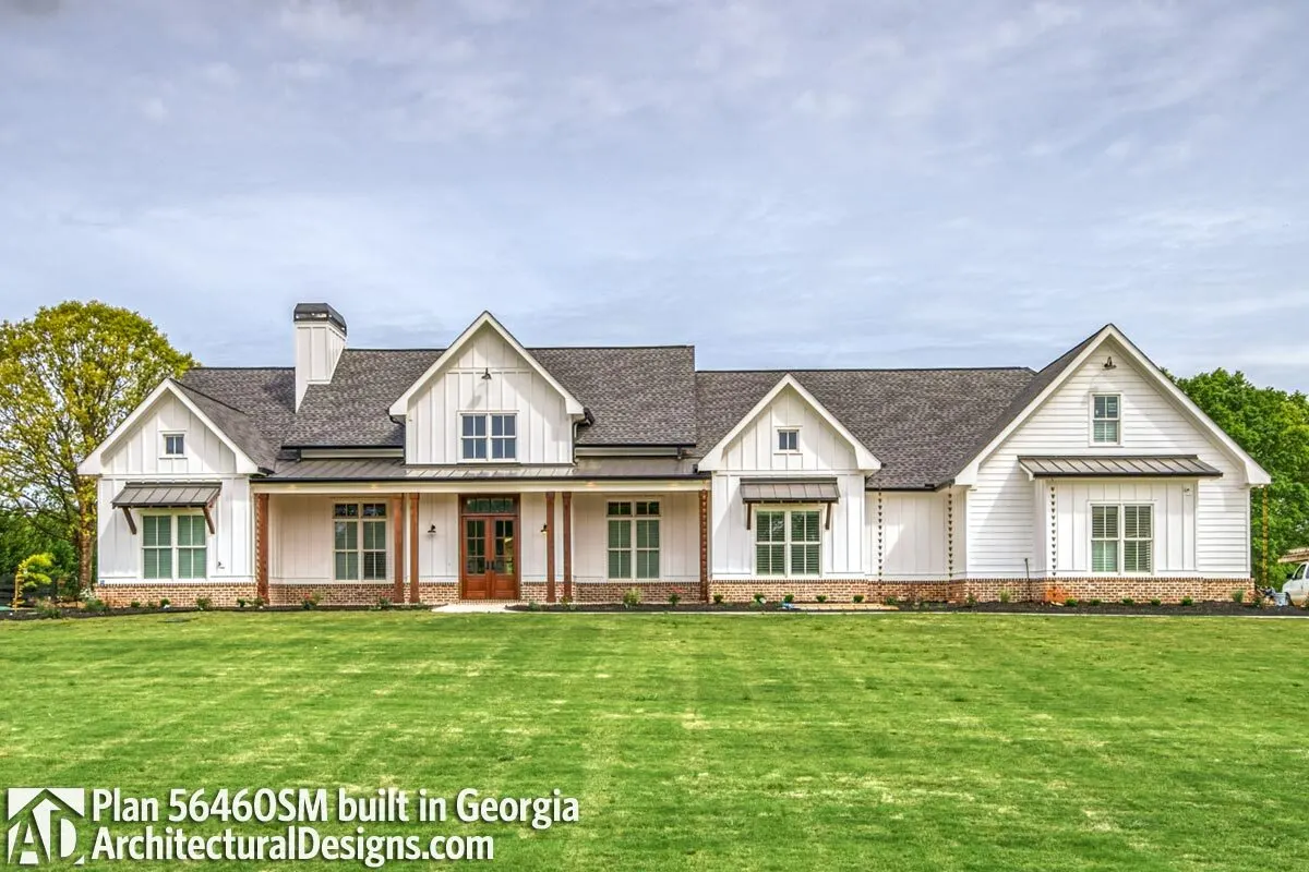 A look at the modern house with a different style wherein the bonus vaulted room is on the right side.