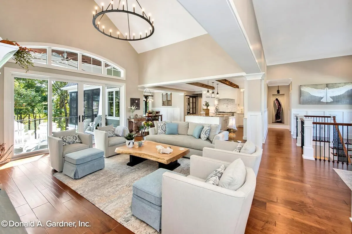 The look of a great chic living room area with a touch of blue accent décor is lovely.