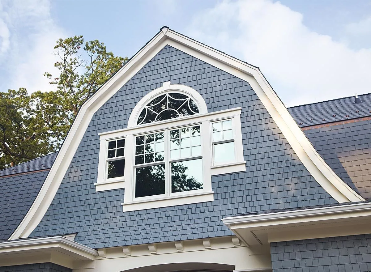 A picture of the traditional design of the windows.