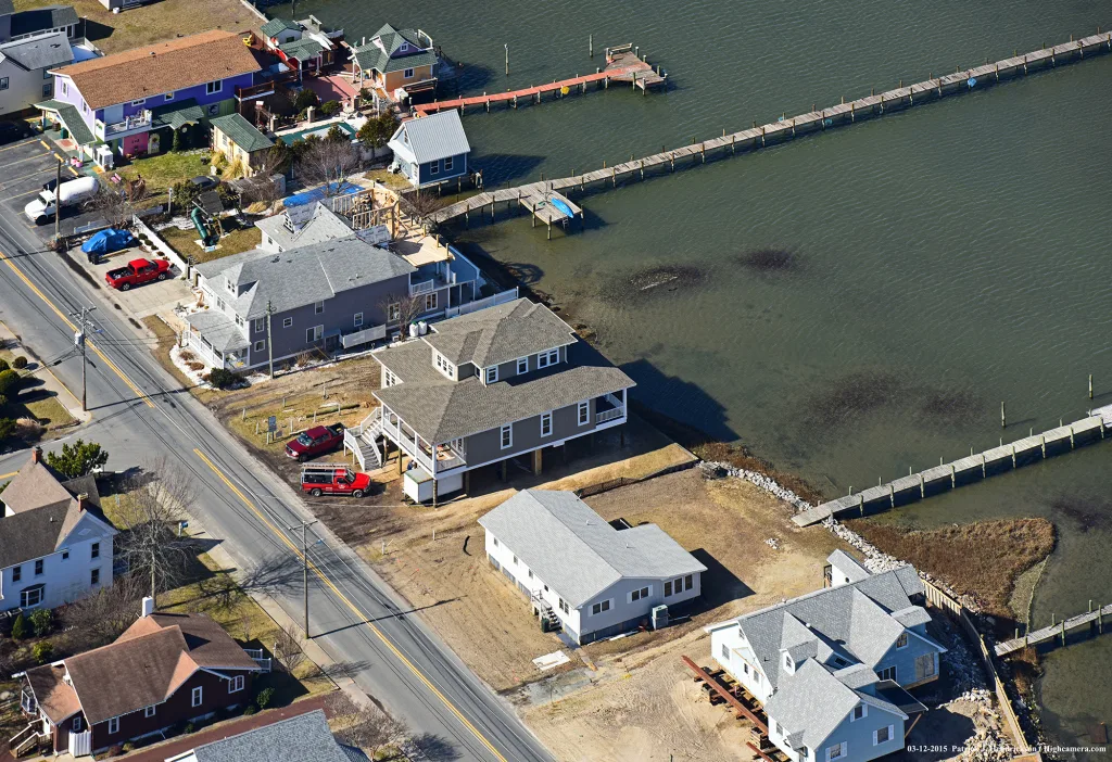 Aerial picture of the beach home and its surroundings.