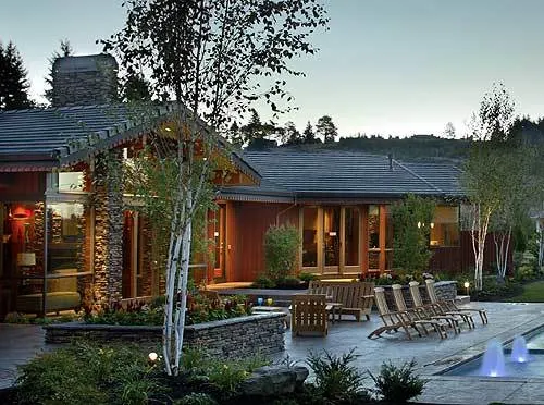 A nice outdoor patio complete with plant gardening.